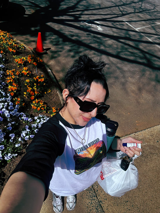 Unisex 3/4 Sleeve Gleaning Graphic Tee